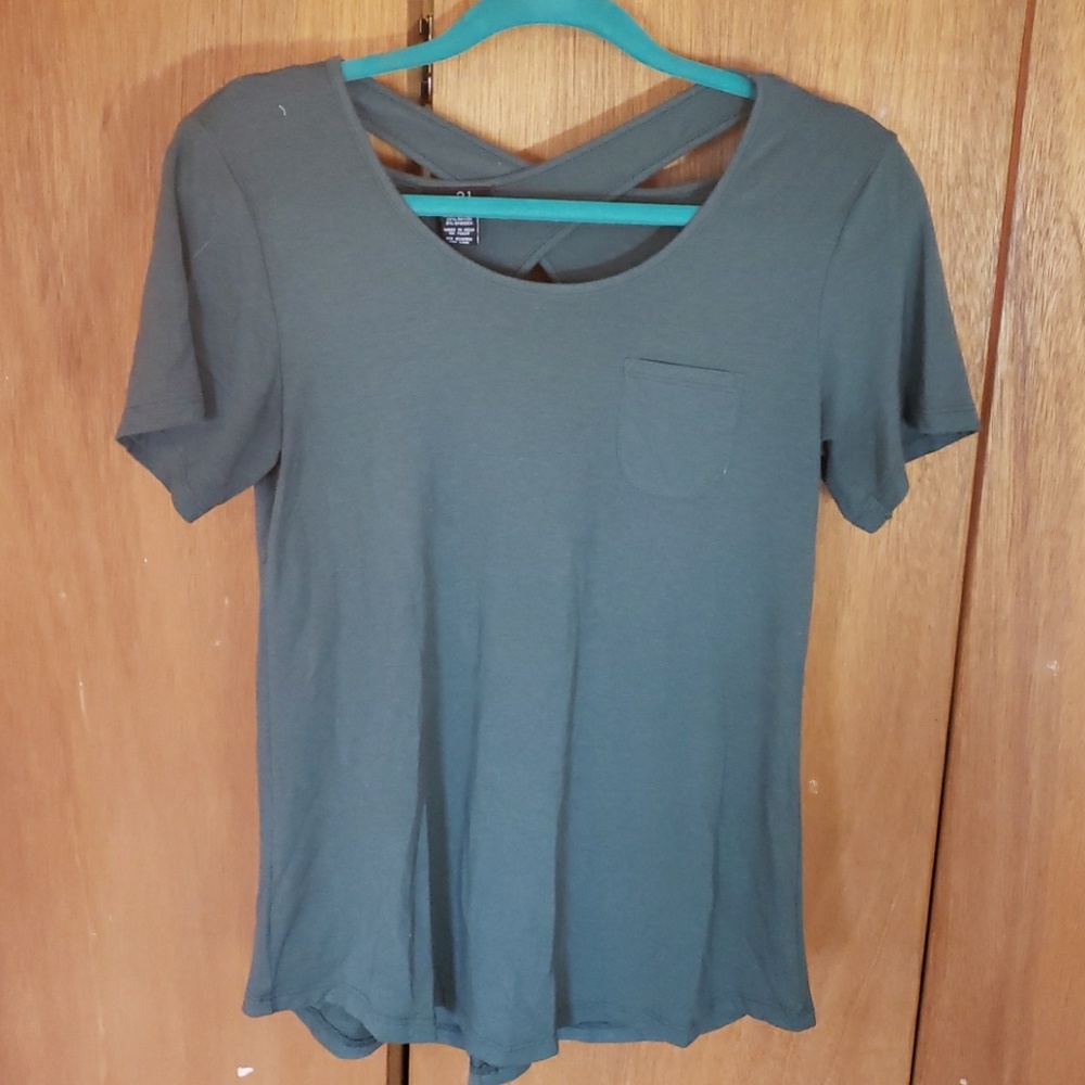 Green t shirt